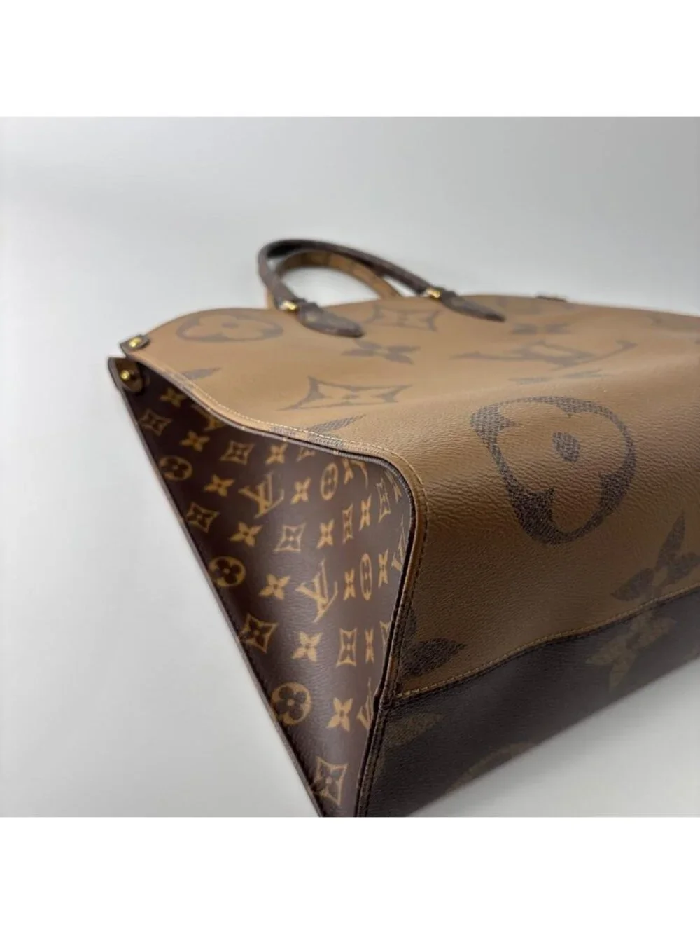 Louis Vuitton Monogram Giant On The Go GM Tote